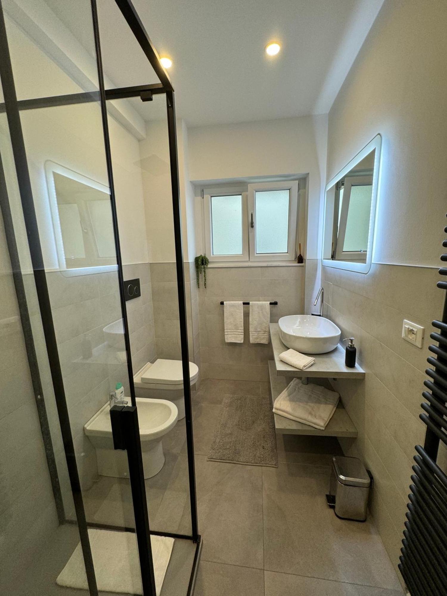 Maison Floran Appartamento In Centro A Трієст Екстер'єр фото